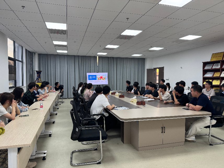 切实提升师生民族法治素养